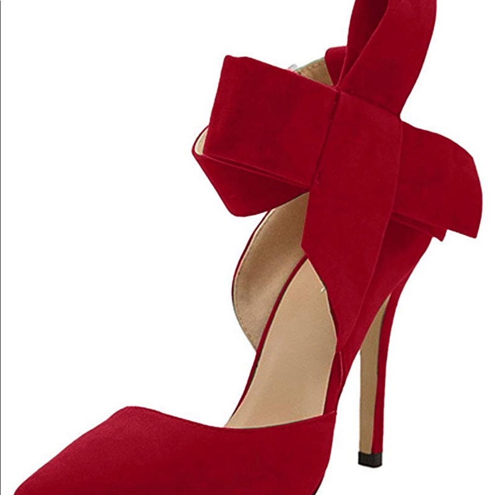 Red bow heels